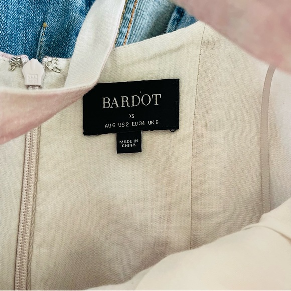 Bardot XS Adeline Brodarie Corset midi dress in Garden Floral pink - Picture 6 of 7